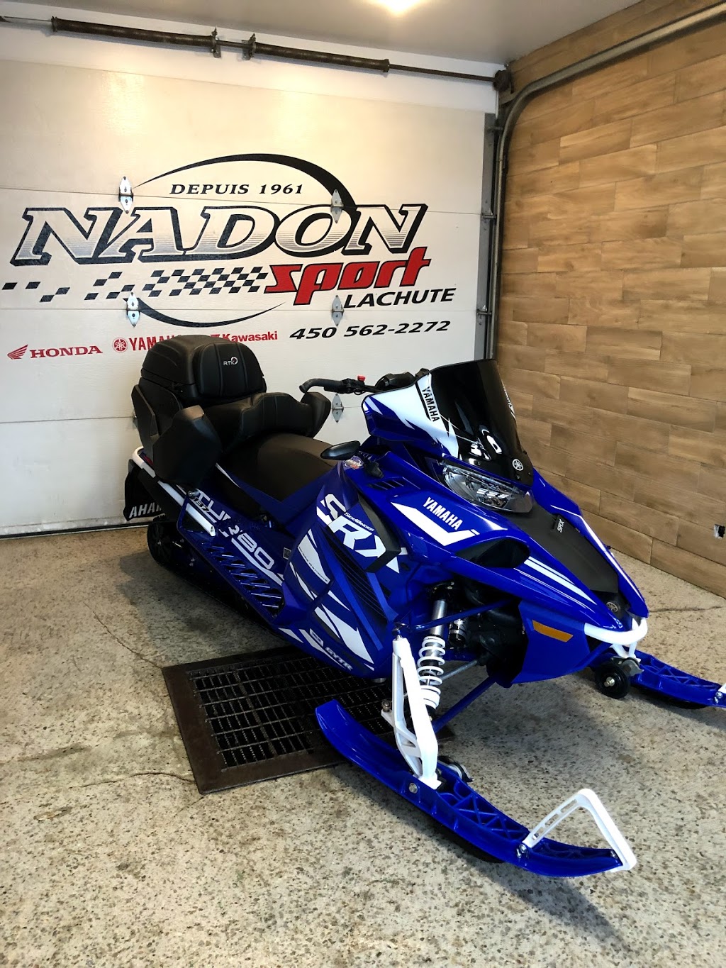 Nadon Sport Lachute Inc | 280 Avenue Béthany, Lachute, QC J8H 2M8, Canada | Phone: (450) 562-2272