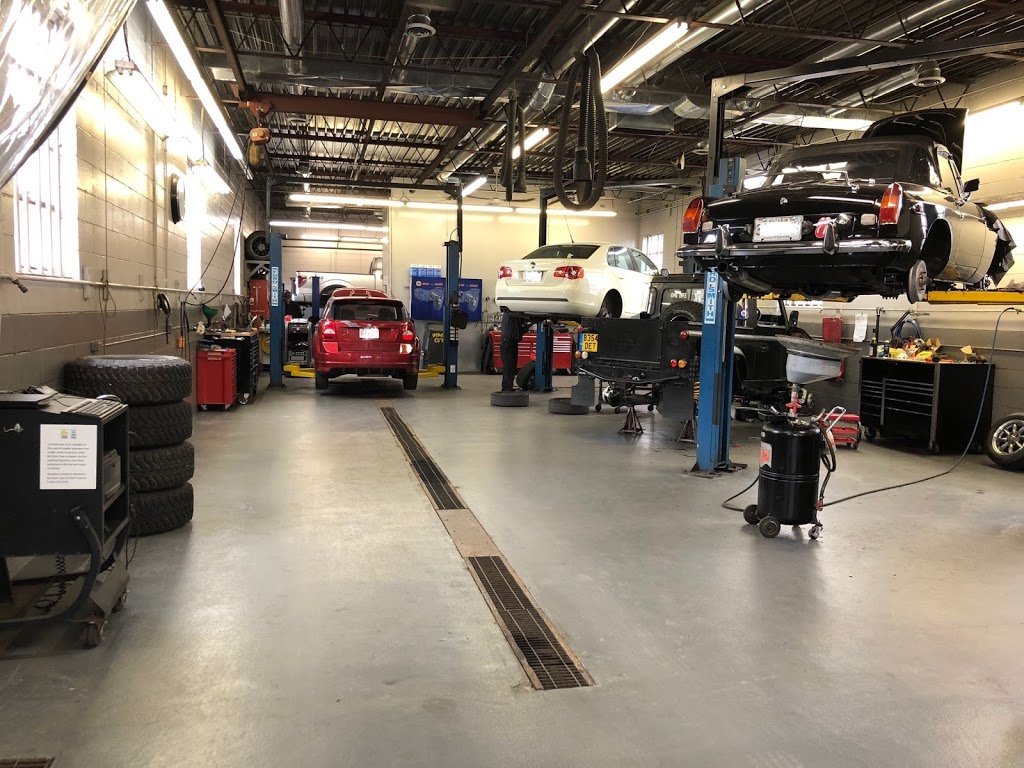 Garys Automotive | 1435 Wallace Rd, Oakville, ON L6L 2Y1, Canada | Phone: (905) 827-3771
