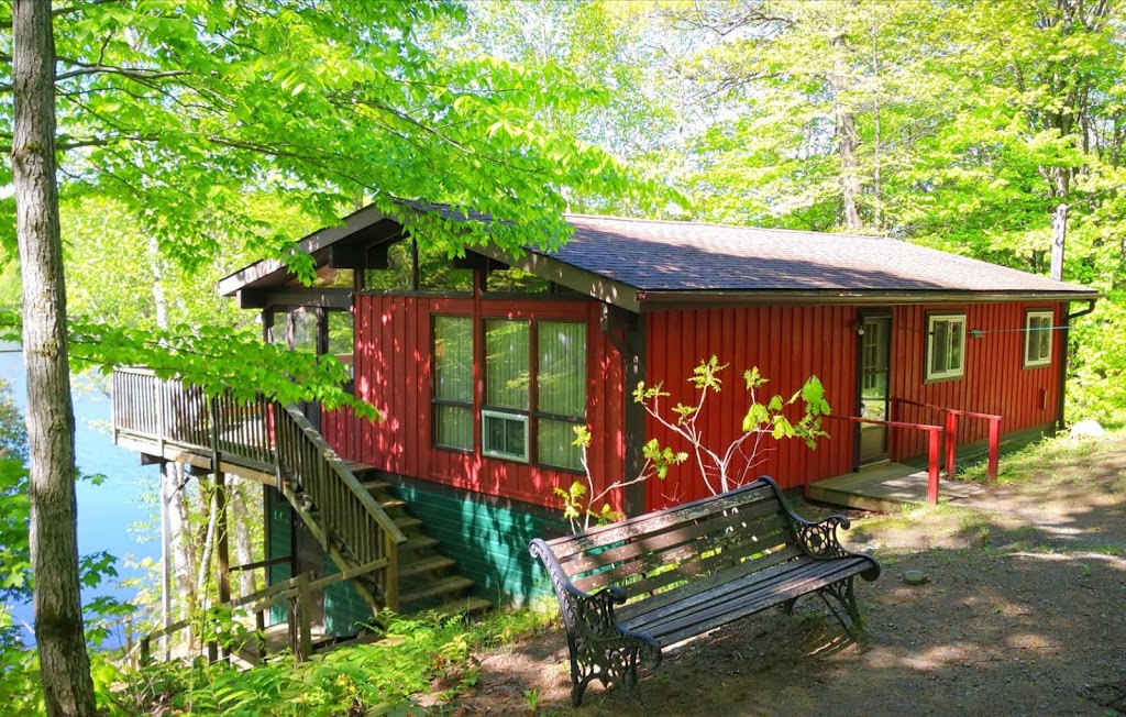 Sunny Point Resort | 41 Sunny Point Rd, Parry Sound, ON P2A 2W8, Canada | Phone: (705) 378-2505