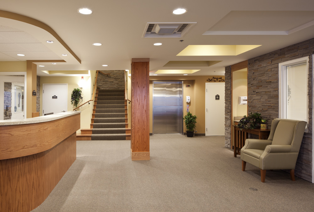 Lakeview Lodge | 2337 Butt Rd, West Kelowna, BC V4T 1N7, Canada | Phone: (250) 768-3802
