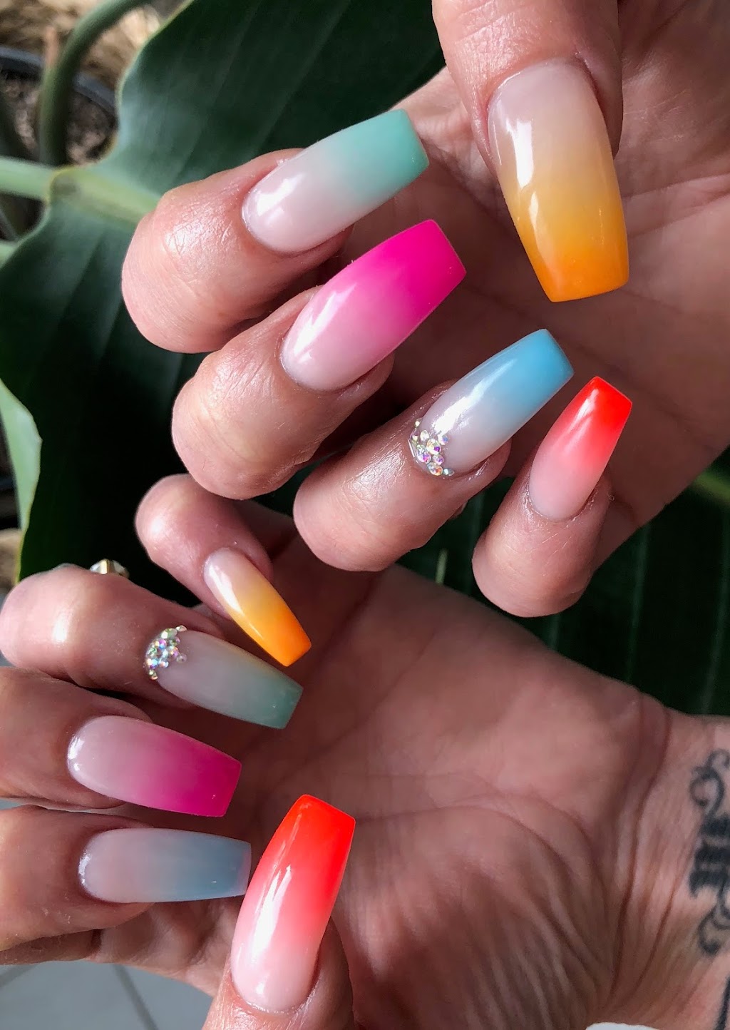 Salon Coqueta | 2117 Boulevard le Carrefour, Laval, QC H7S 2J7, Canada | Phone: (514) 808-2588