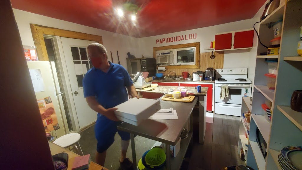 Chez Papidoudalou | 2983 Rue Chisholm, Wentworth-Nord, QC J0T 1Y0, Canada | Phone: (438) 929-1747