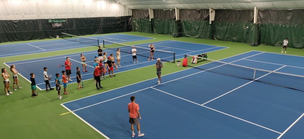 Cedar Springs Health Racquet & Sportsclub | 960 Cumberland Ave, Burlington, ON L7N 3J6, Canada | Phone: (905) 632-4800