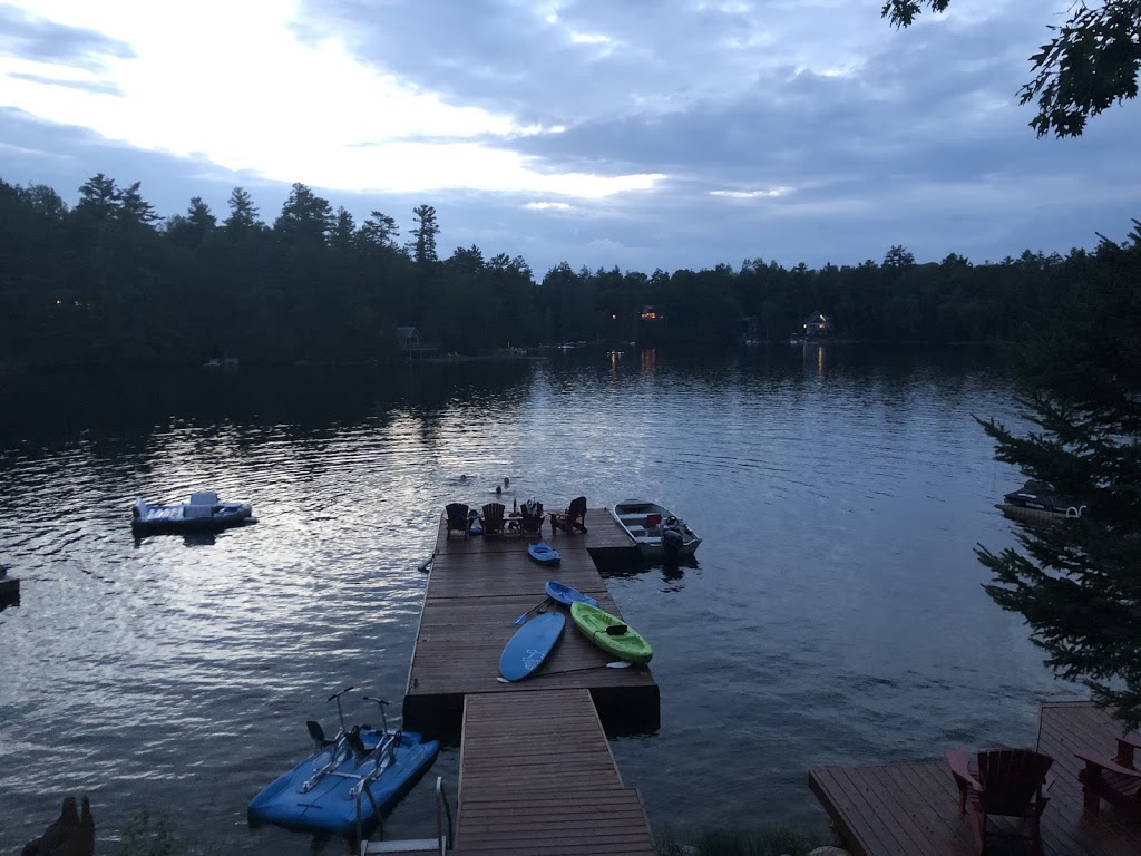 On the Rocks Crystal Lake | 418 E Clear Bay Rd, Kinmount, ON K0M 2A0, Canada | Phone: (519) 796-3891