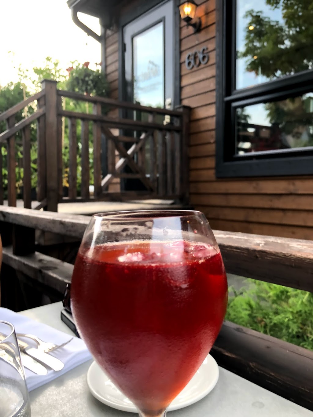 Chardo - resto & bar à vin | 606 Rue Shefford, Bromont, QC J2L 1C1, Canada | Phone: (450) 919-1919