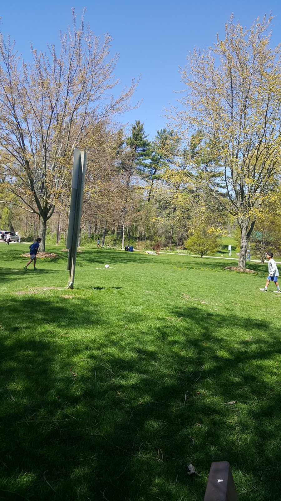 Richards Memorial Park | 804 Lakeshore Rd W, Mississauga, ON L5H, Canada | Phone: (905) 615-4100