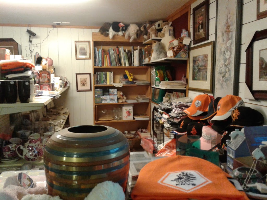 Atlantic Dutch Shop | 94 Horseshoe Turn, East Lawrencetown, NS B2Z 1P6, Canada | Phone: (902) 827-3654