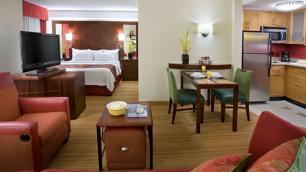 Residence Inn by Marriott Gravenhurst Muskoka Wharf | 285 Steamship Bay Rd, Gravenhurst, ON P1P 1Z9, Canada | Phone: (705) 687-6600