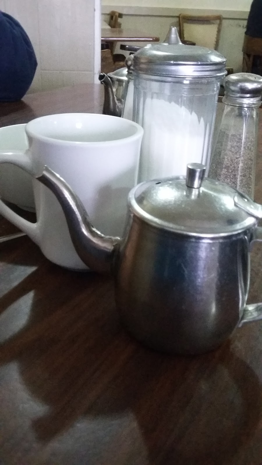 Lock Street Diner | 769 Lock St, Peterborough, ON K9J 8S8, Canada | Phone: (705) 743-0947