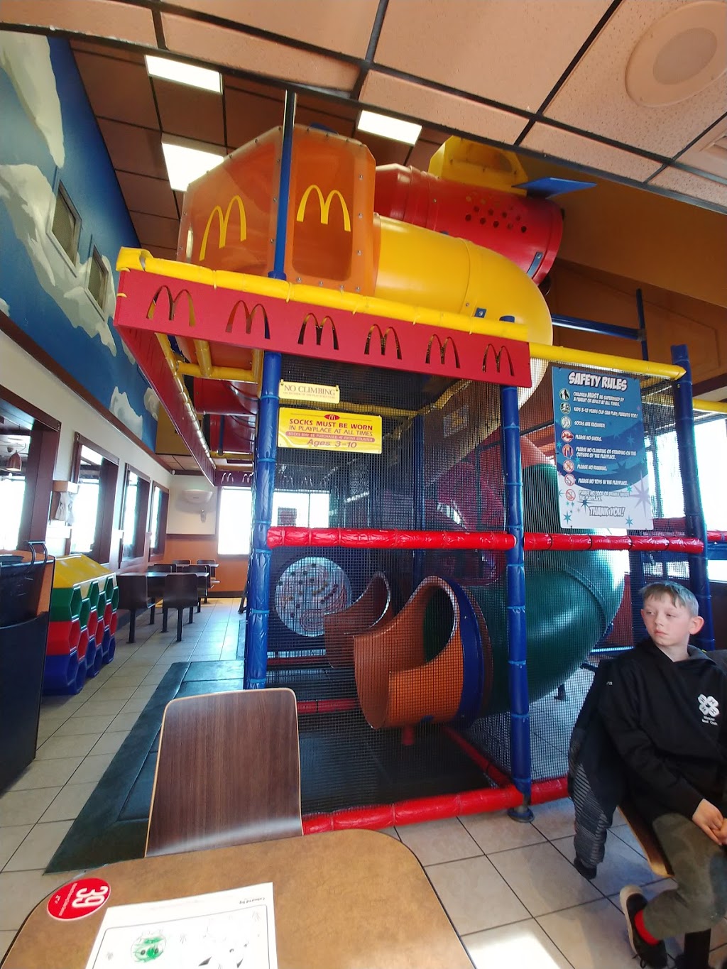 McDonalds | 160 Highway #12 North, Steinbach, MB R5G 1T6, Canada | Phone: (204) 326-9814