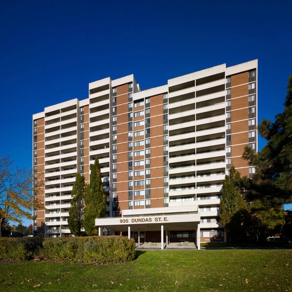 Tomken Place | 935 Dundas St E, Mississauga, ON L4Y 4B7, Canada | Phone: (905) 276-9480