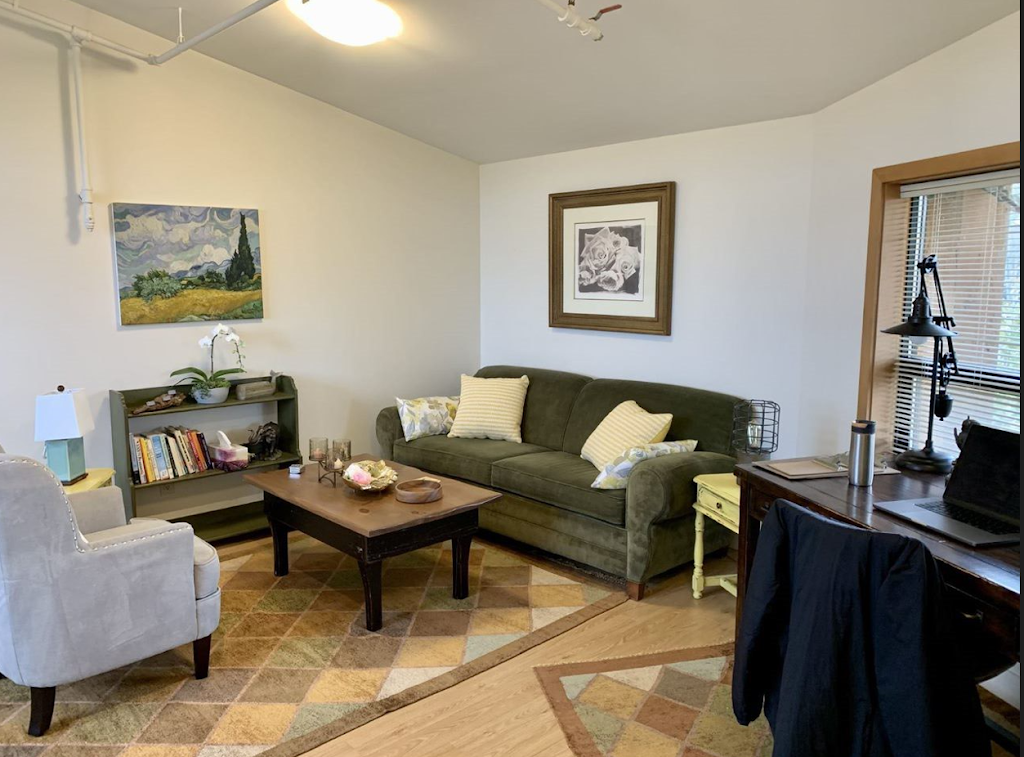 Best Self Forward Therapy | 7081 Central Saanich Rd, Victoria, BC V8M 1Y3, Canada | Phone: (778) 887-0686