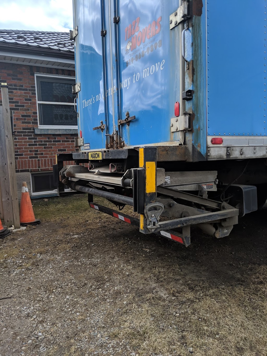 TAZZ MOVERS | 1360 Crumlin Rd, London, ON N5V 1S1, Canada | Phone: (519) 868-9898