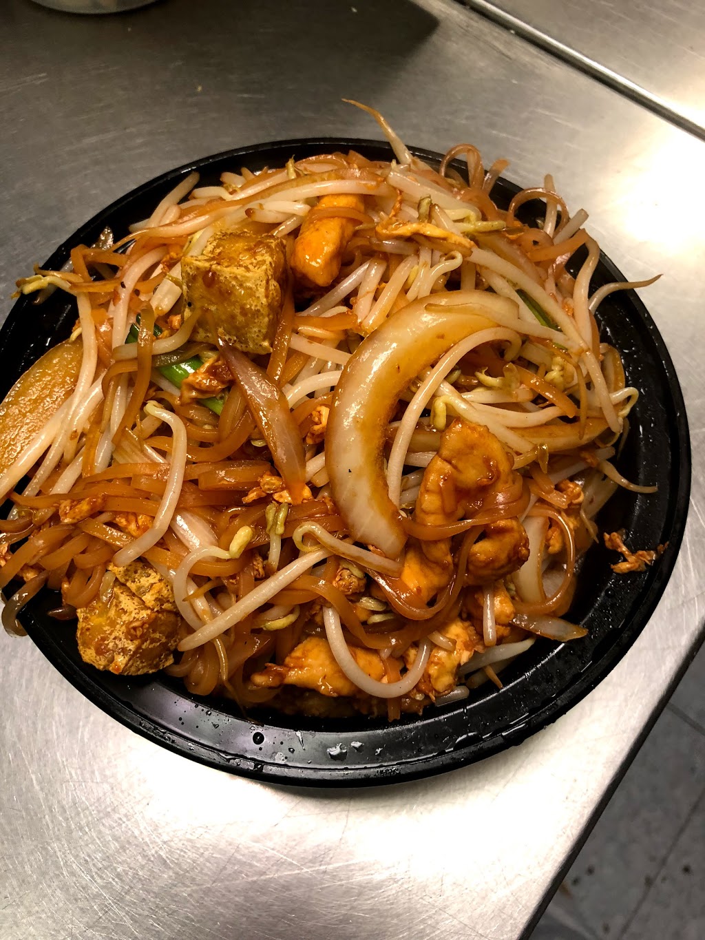 Dragon City Chinese Restaurant | 130 Cedar St #11, Cambridge, ON N1S 1W4, Canada | Phone: (519) 623-0001