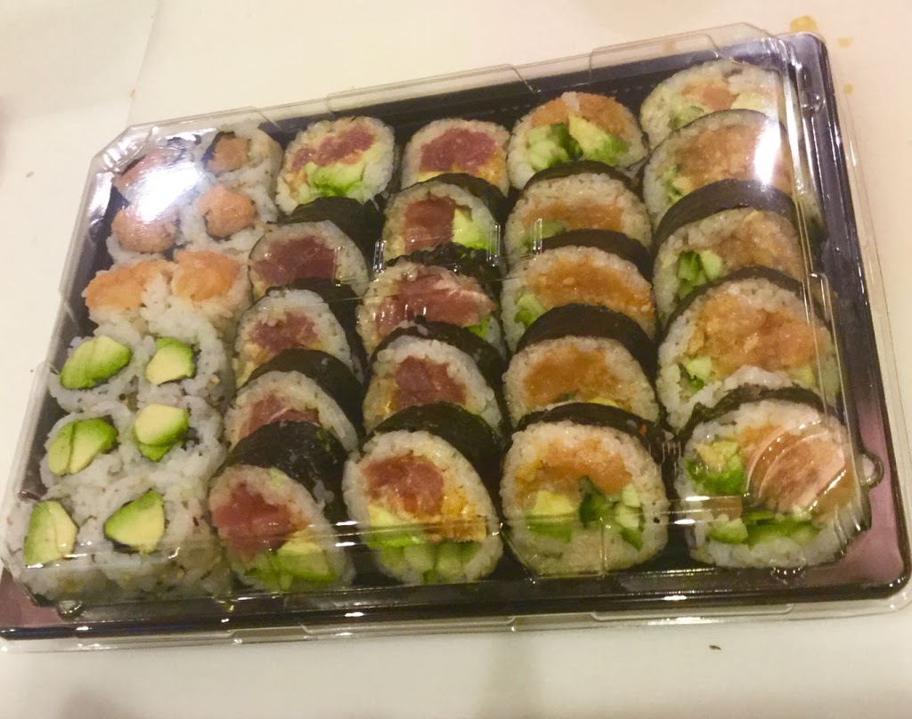 Yuzu sushi | 2039 Boulevard Roland-Therrien, Longueuil, QC J4N 1A3, Canada | Phone: (450) 647-6688