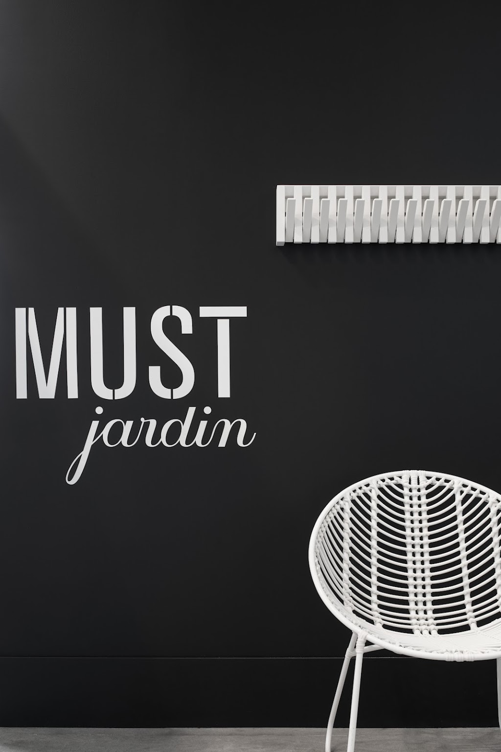 Jardin De Ville | 8480 Boulevard Leduc, Brossard, QC J4Y 0K7, Canada | Phone: (450) 445-3929