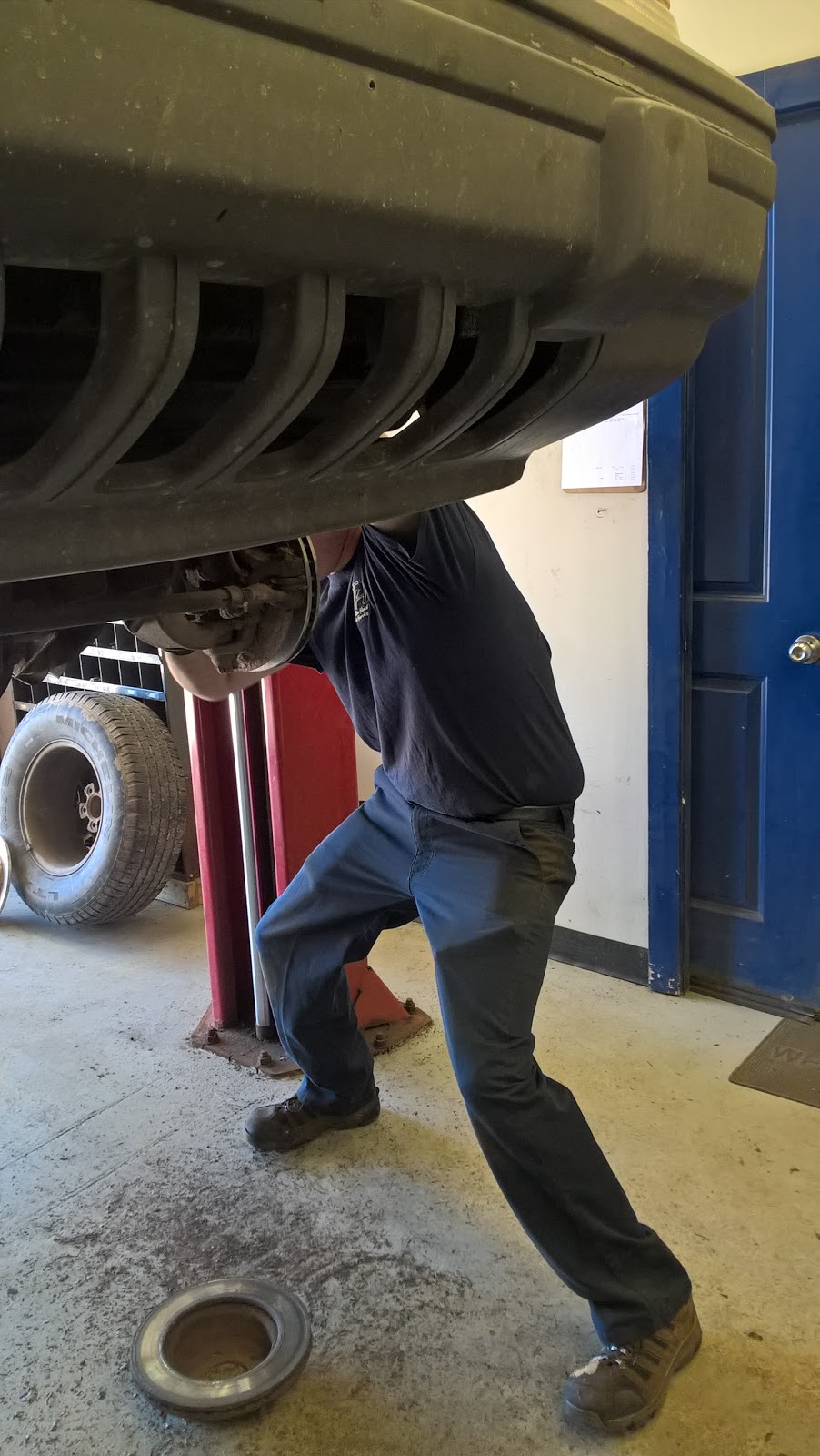Under The Hood Auto Service | 883 Belcher St, Port Williams, NS B0P 1T0, Canada | Phone: (902) 542-8080