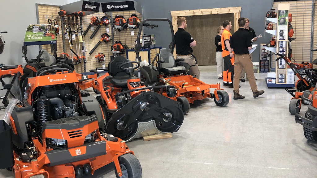 Mercer Equipment South [Sales] | 431 Bayview Dr, Barrie, ON L4N 8Y2, Canada | Phone: (705) 734-0202