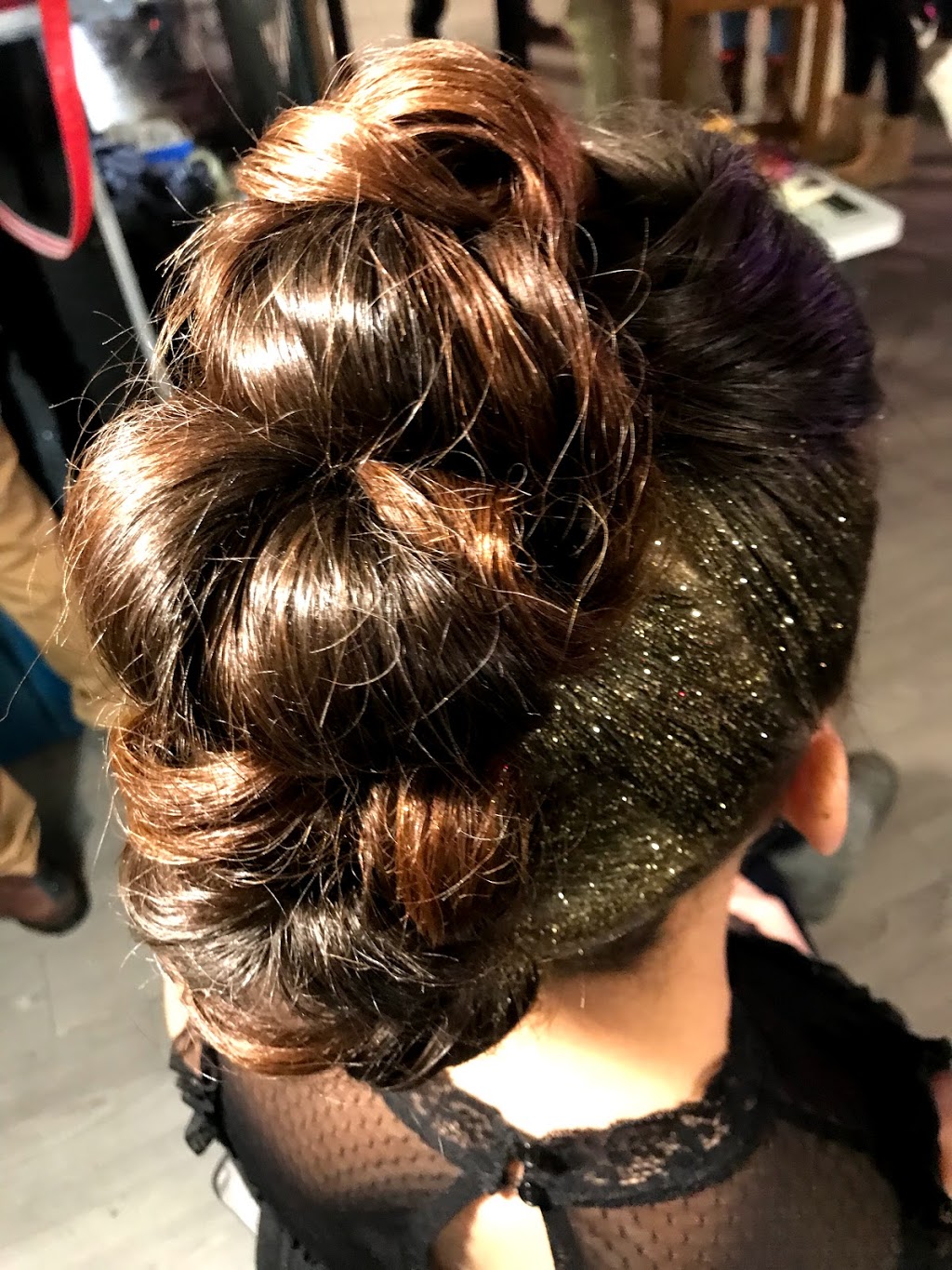 Amie Does Hair | Bay 26, 430 Acadia Dr SE, Calgary, AB T2J 0B2, Canada | Phone: (403) 606-8084