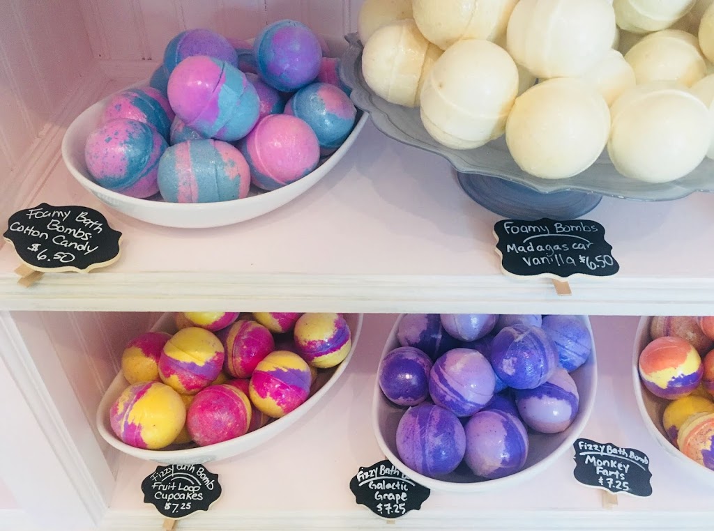 Sugar Bubbles Seabright | 11452 Peggys Cove Rd, Seabright, NS B3Z 2Z2, Canada | Phone: (902) 821-7837
