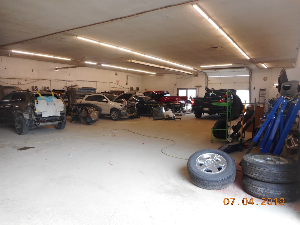 R & W Custom Collision | 4103 Forest Dr, Spruce Home, SK S0J 2N0, Canada | Phone: (306) 763-1233