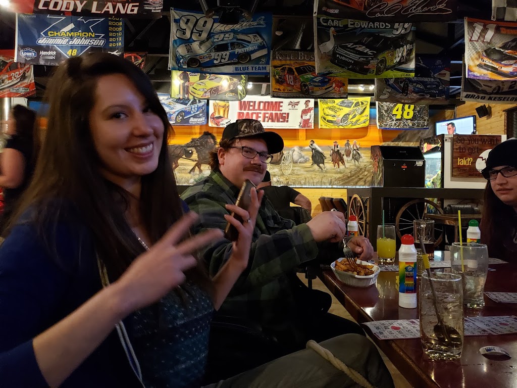 Roosters Road House Ltd | 4927 50 Ave, Clive, AB T0C 0Y0, Canada | Phone: (403) 784-2662
