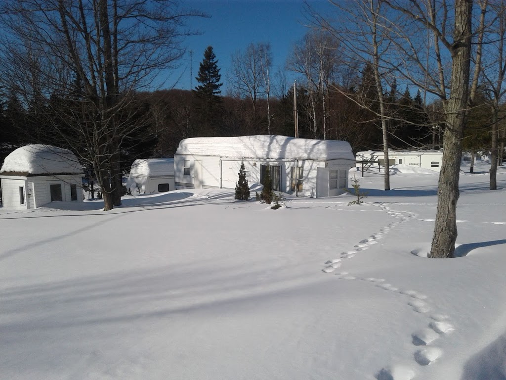 Camping Chez Son Père Ste-Beatrix | 454 Rang Saint Paul E, Sainte-Béatrix, QC J0K 1Y0, Canada | Phone: (450) 750-3471
