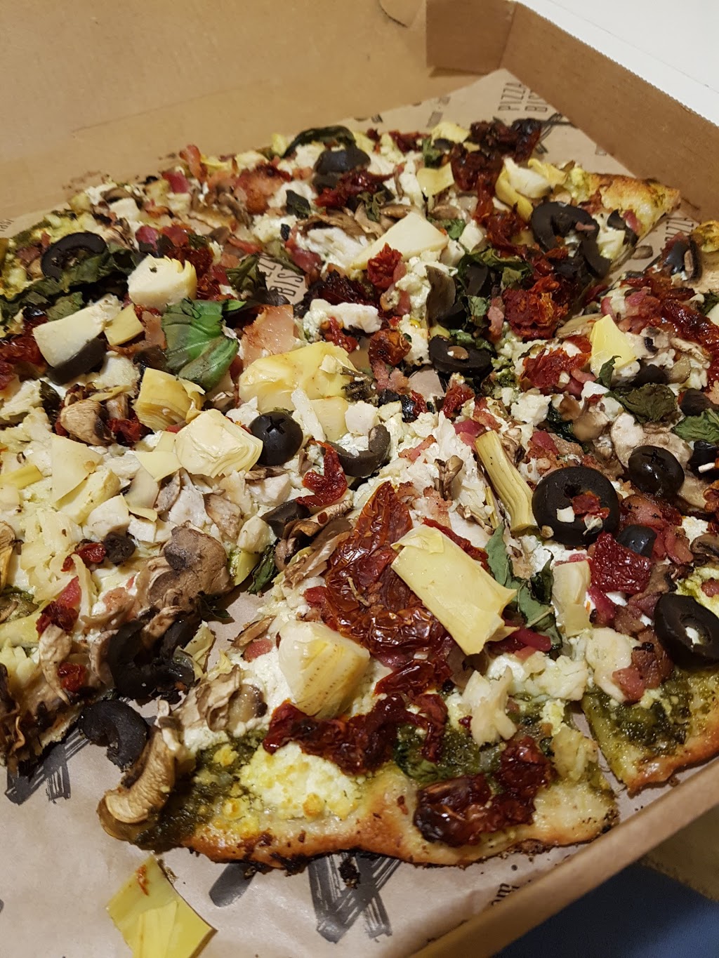 Za Pizza Bistro | 1220 St Marys Rd E, Winnipeg, MB R2M 3V6, Canada | Phone: (204) 615-0808