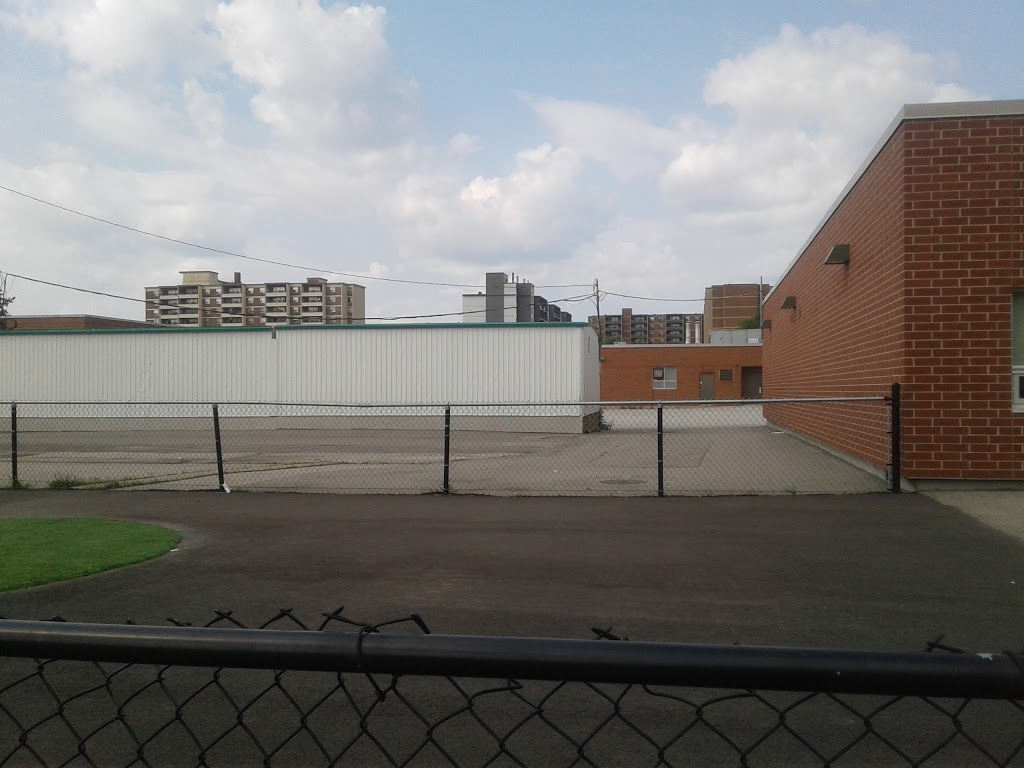 Lake Avenue Elementary School | 157 Lake Ave N, Hamilton, ON L8E 1L5, Canada | Phone: (905) 561-0402