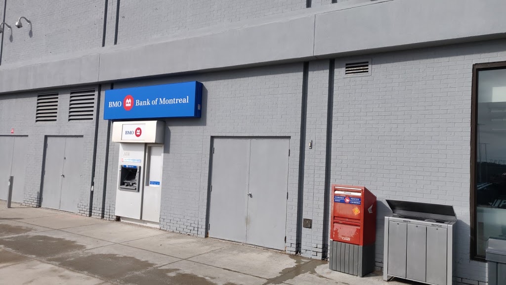 BMO Bank of Montreal | 17600 Yonge St #11, Newmarket, ON L3Y 4Z1, Canada | Phone: (905) 853-5116
