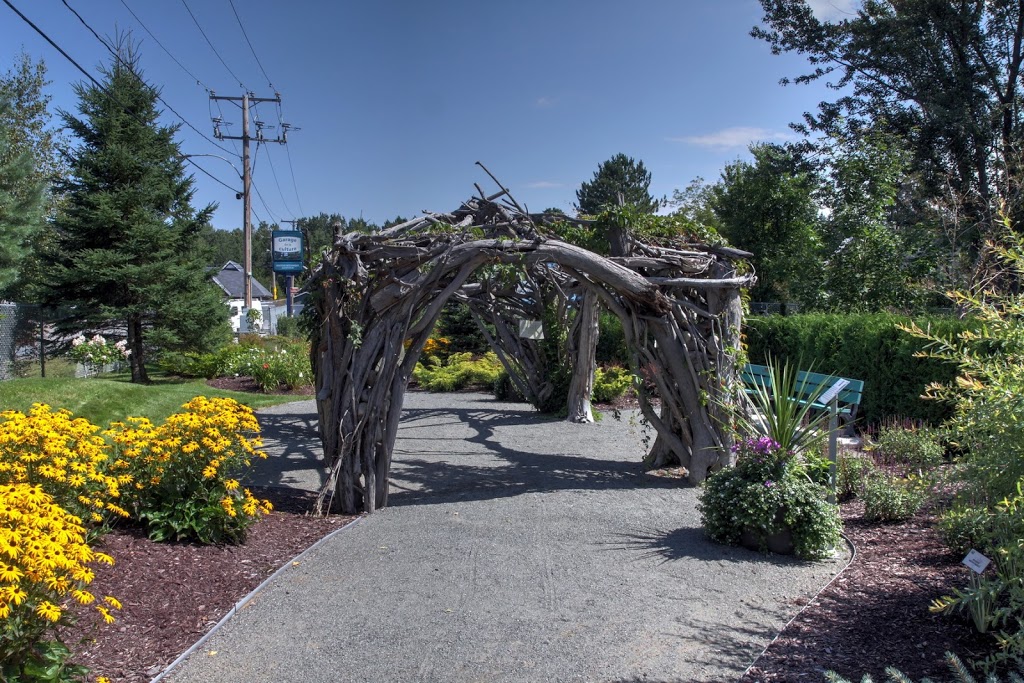 Sentier botanique Saint-Élie | 2191 Ave Principale, Saint-Élie-de-Caxton, QC G0X 2N0, Canada | Phone: (819) 221-2839