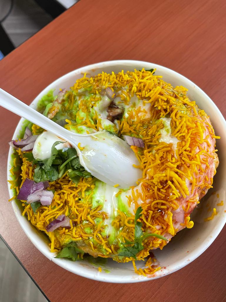 Chat Hut Sweets & Restaurant | 7956 Torbram Rd #1a, Brampton, ON L6T 5A2, Canada | Phone: (905) 673-2428