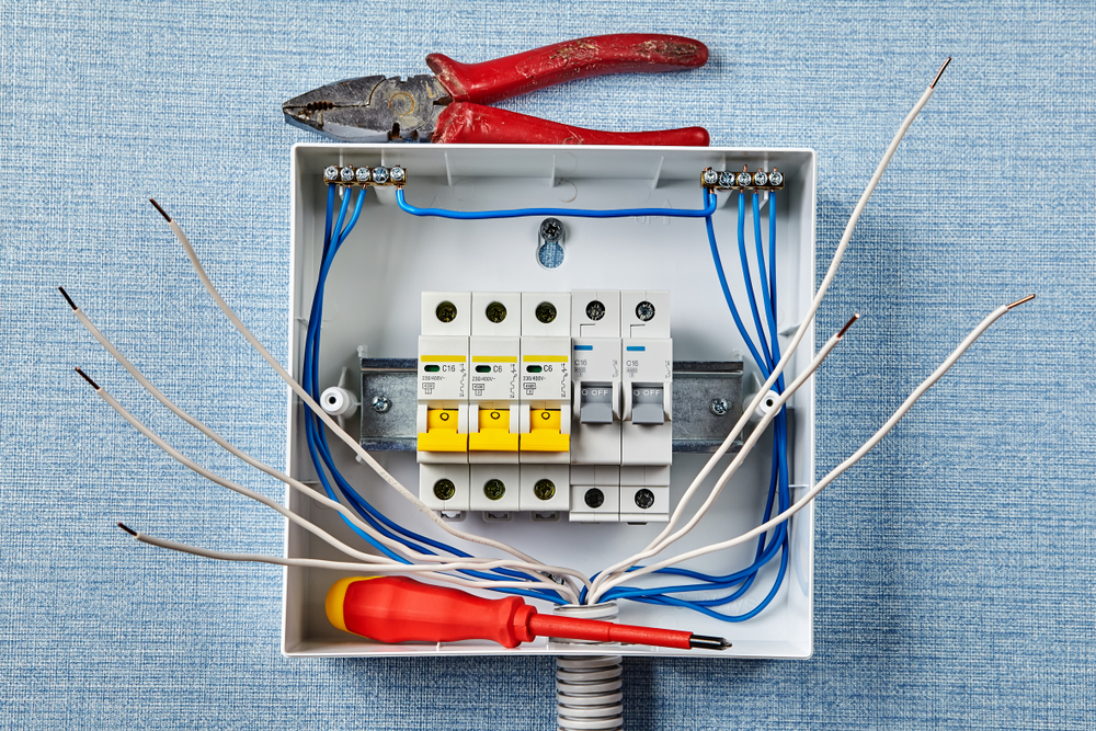 Apropo Electric | 26 Palmeto Ct, Ottawa, ON K2S 0X2, Canada | Phone: (613) 301-7857