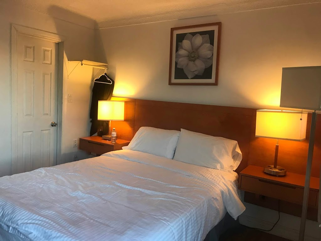 Niagara Inn | 5703 Thorold Stone Rd, Niagara Falls, ON L2J 1A1, Canada | Phone: (905) 374-2102