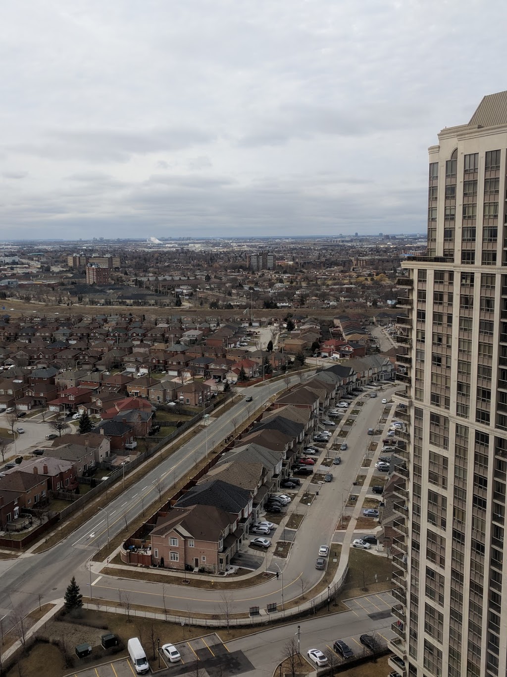 Mansions Of Humberwood | 700 Humberwood Blvd, Etobicoke, ON M9W 7J4, Canada | Phone: (416) 679-1844