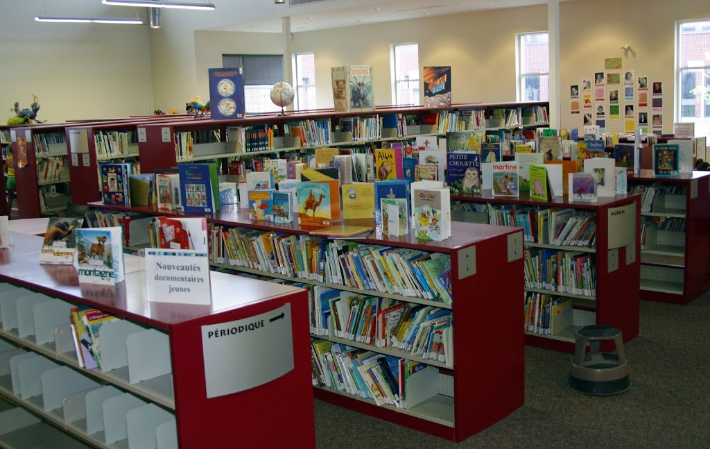 Bibliothèque Edmond-Archambault - 231 Boulevard J. A. Paré, Repentigny ...