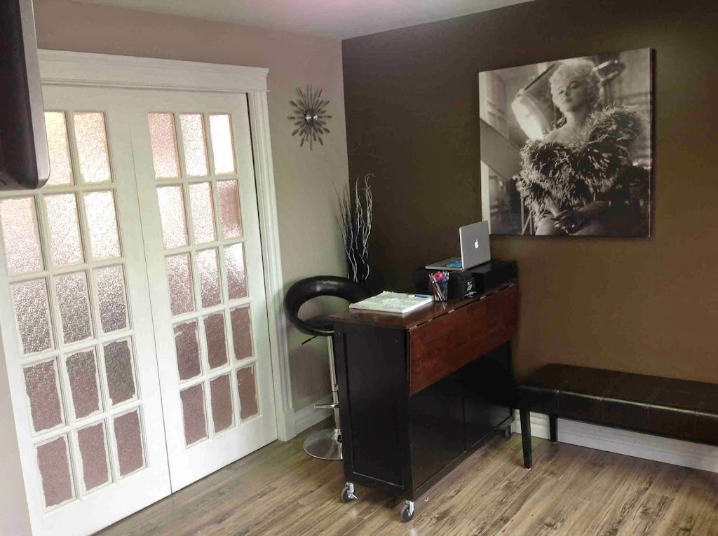Studio Unisex Elegante par/by Julie Martin | 448 Champlain St, Dieppe, NB E1A 1P3, Canada | Phone: (506) 850-3430