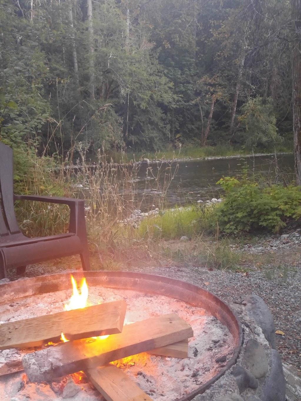 River Quest Charters | 5650 West Riverbottom Rd, Duncan, BC V9L 6H9, Canada | Phone: (250) 748-4776