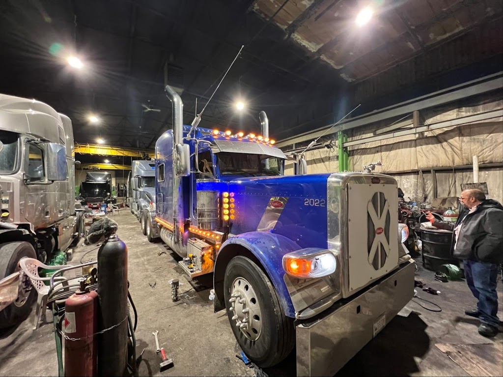 Lucky Truck Mechanic | 55 Martindale Ct NE, Calgary, AB T3J 2V8, Canada | Phone: (587) 575-5855