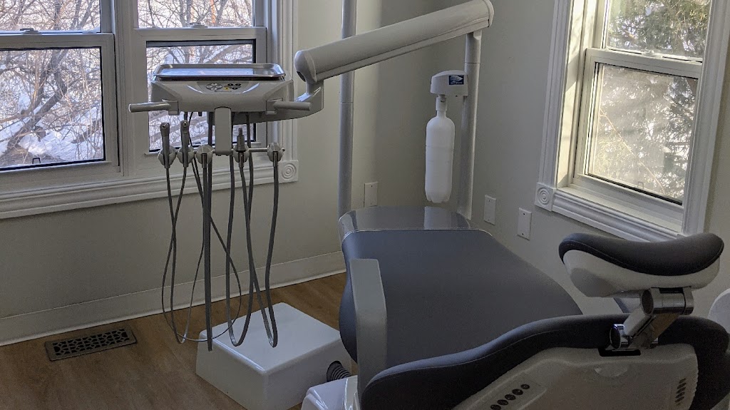 1399 Dental - Saturday & Sunday open | 1399 Ellsworth Ln, Greely, ON K4P 1N3, Canada | Phone: (613) 318-9689