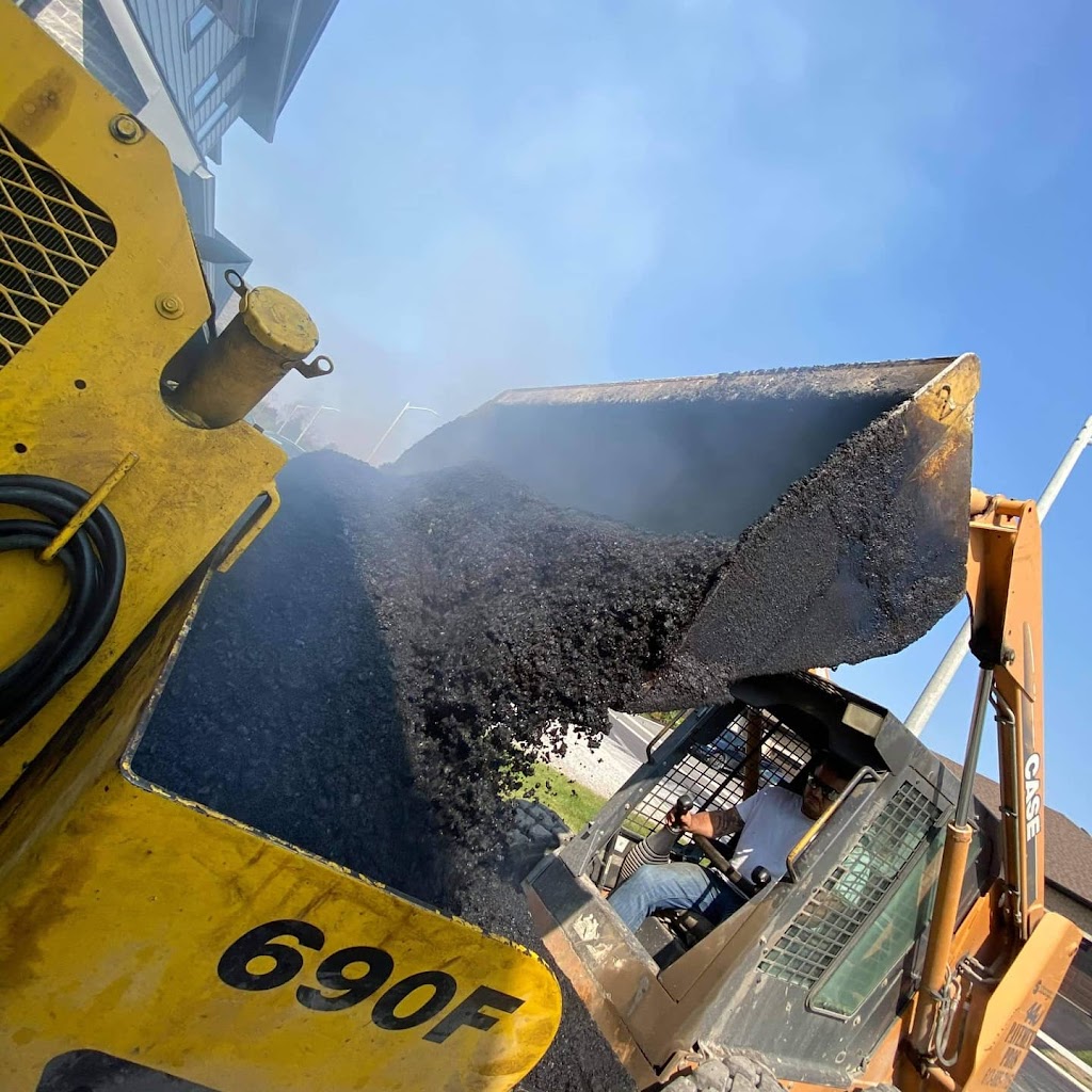 Pavement Pros | 1070 Thrasher Rd, Plainfield, ON K0K 2V0, Canada | Phone: (855) 613-7325