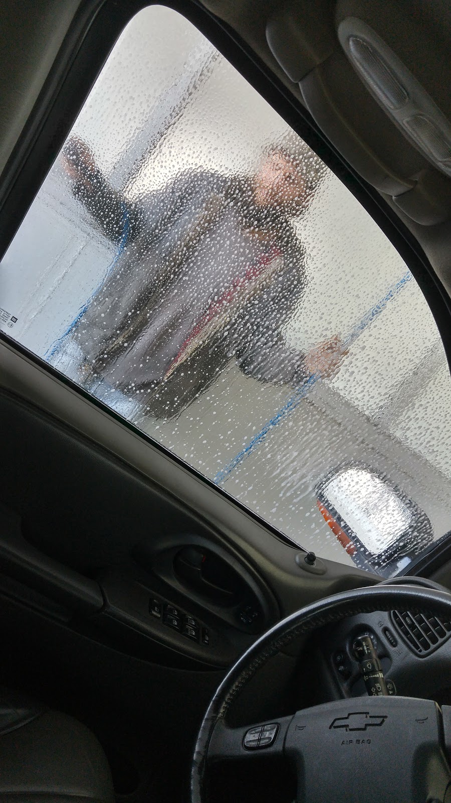 Brooklin Coin Car Wash Inc. | 105 Winchester Rd W, Whitby, ON L1M 2B5, Canada