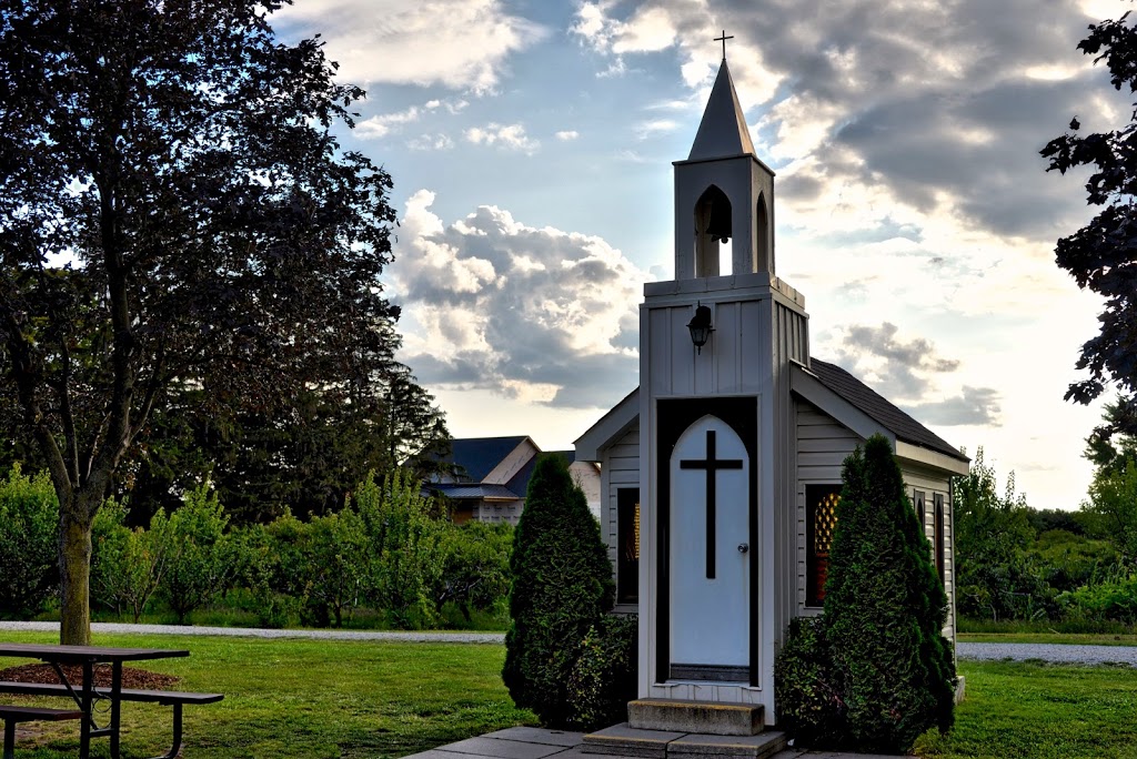 Living Water Wayside Chapel | 15796 Niagara Pkwy, Niagara-on-the-Lake, ON L0S 1J0, Canada