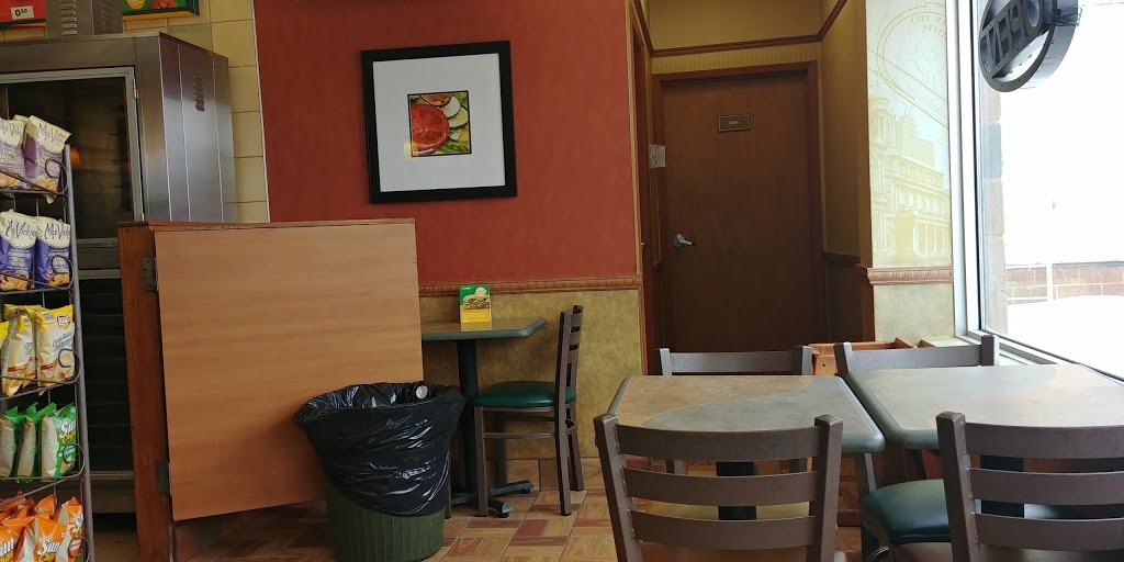 Subway | 35 Lakewood Blvd Unit 24, Winnipeg, MB R2J 2M8, Canada | Phone: (204) 254-7827