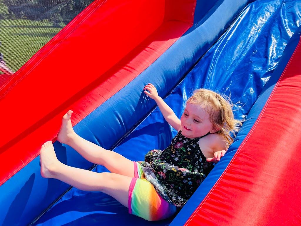 Jeux et Structures Gonflables Canada | 1095 Av. Côté, Saint-Agapit, QC G0S 1Z0, Canada | Phone: (418) 808-6314