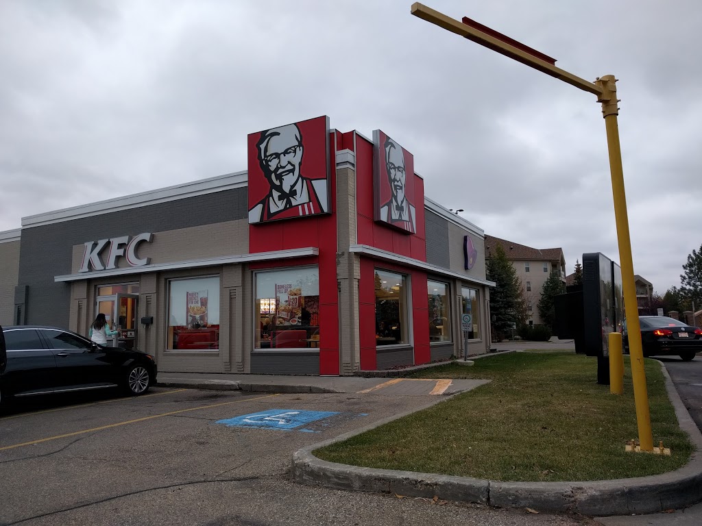 Taco Bell | 15630 87 Ave NW, Edmonton, AB T5R 4G6, Canada | Phone: (780) 448-3850