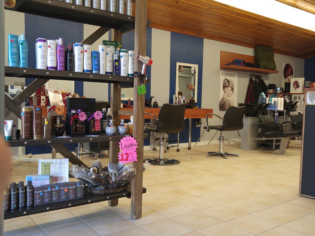 Patricia Vernay Hairdressing - Elle Et Lui | 16073 Boulevard Henri-Bourassa, Québec, QC G1G 4A2, Canada | Phone: (418) 628-0770