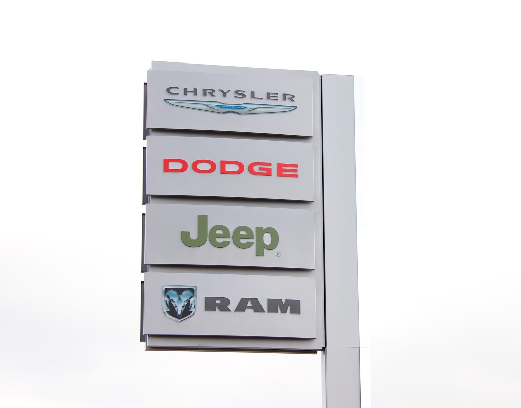 Arnprior Chrysler Ltd. | 205 Madawaska Blvd, Arnprior, ON K7S 1S6, Canada | Phone: (613) 623-4256