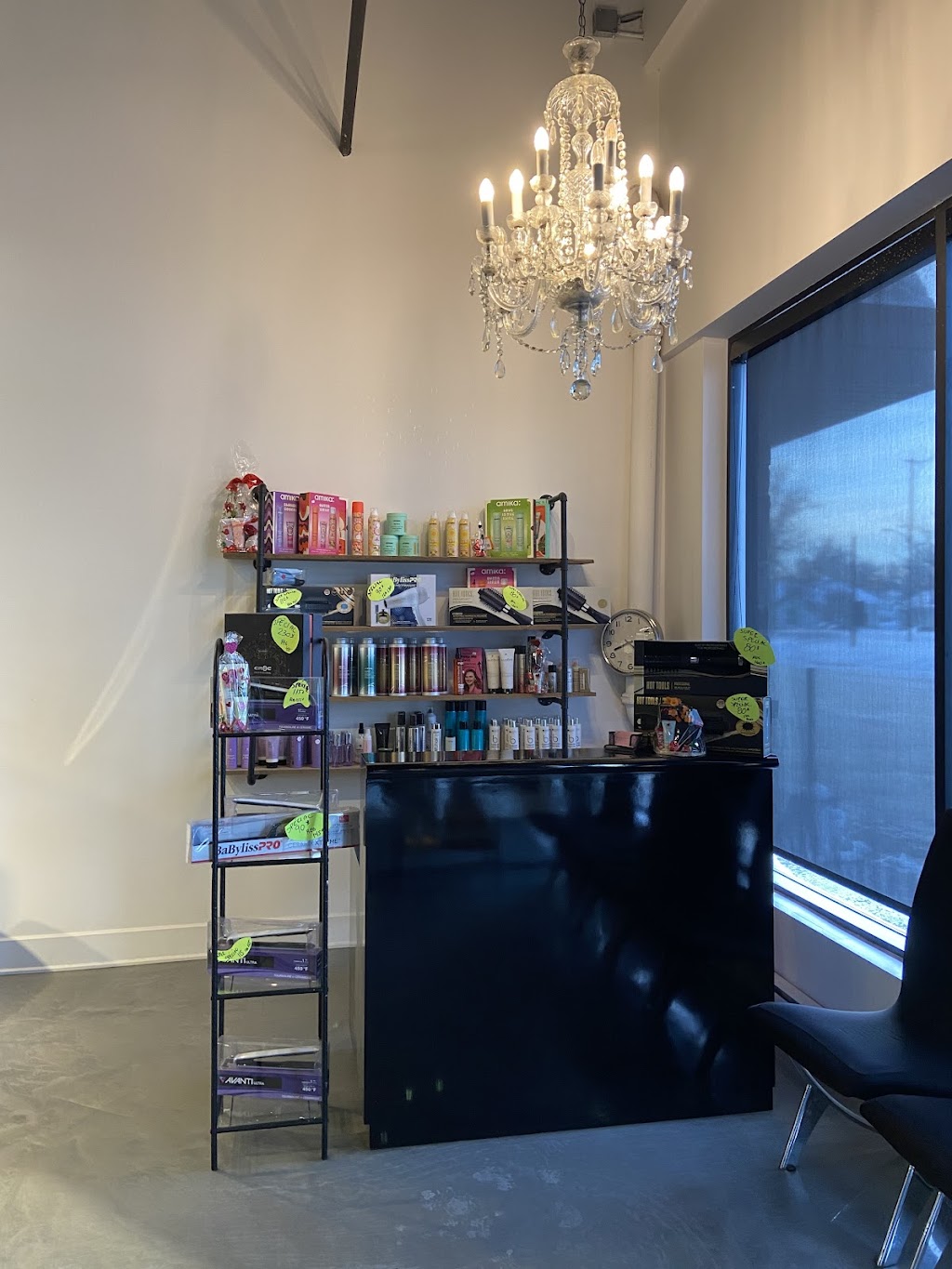 Urbanik Coiffure | 67 Mnt Gagnon, Bois-des-Filion, QC J6Z 4H3, Canada | Phone: (450) 965-4088
