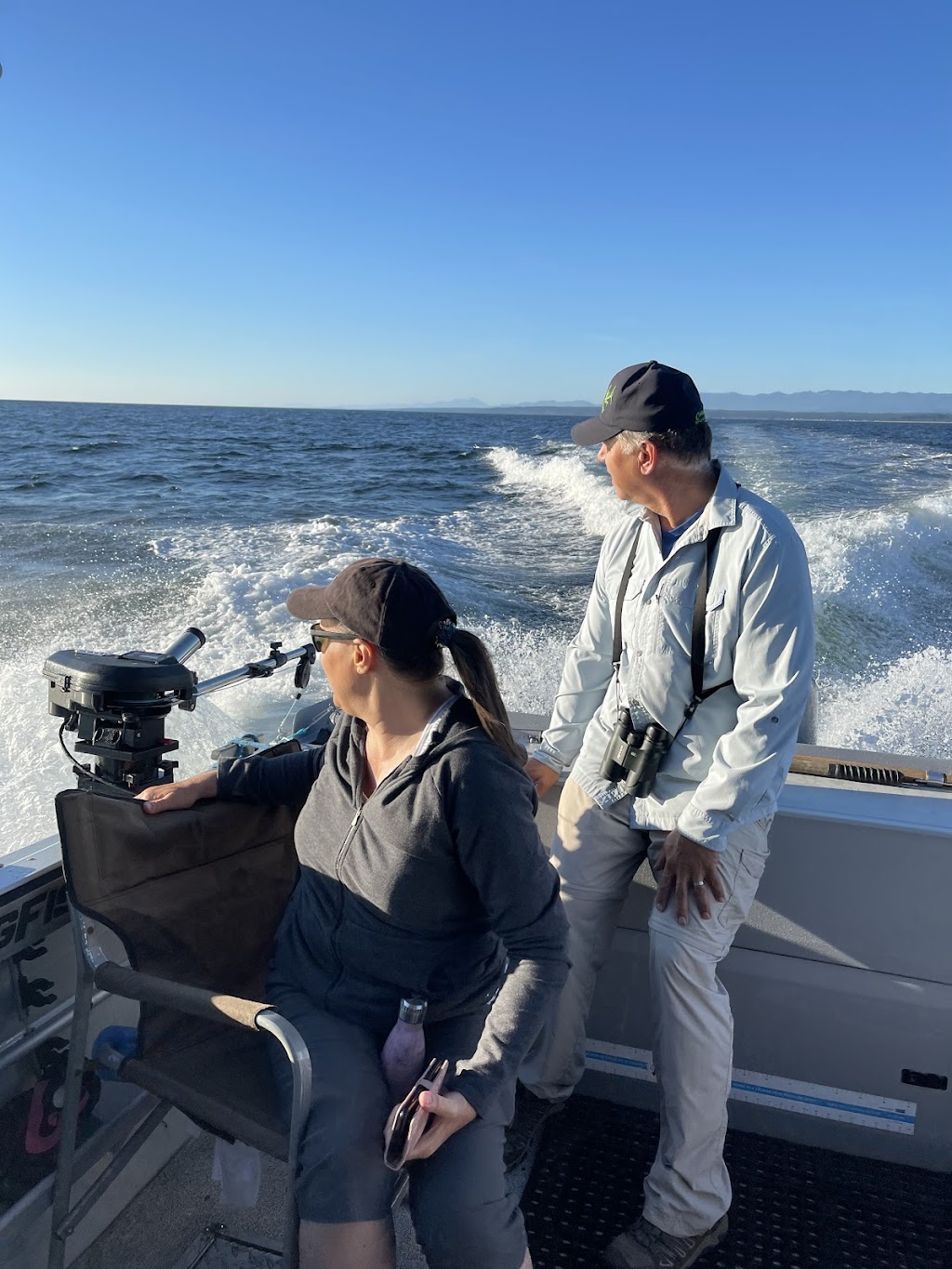 Slabrador Salmon Charters | 8868 Mclarey Ave, Black Creek, BC V9J 1A3, Canada | Phone: (250) 898-1044